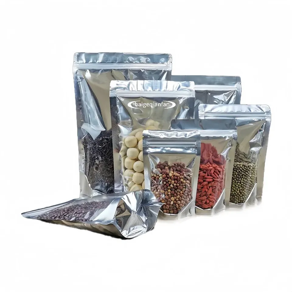 שקיות אגוזים